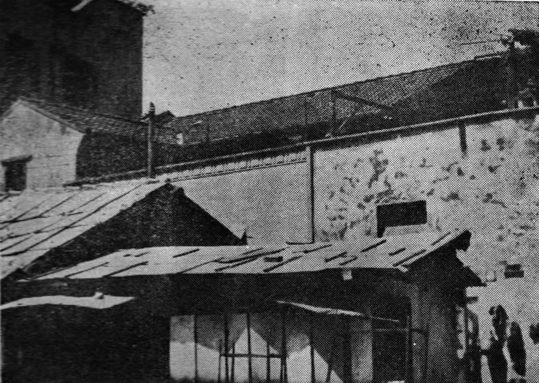 7061a5141211c4e67ff62c409a410a2